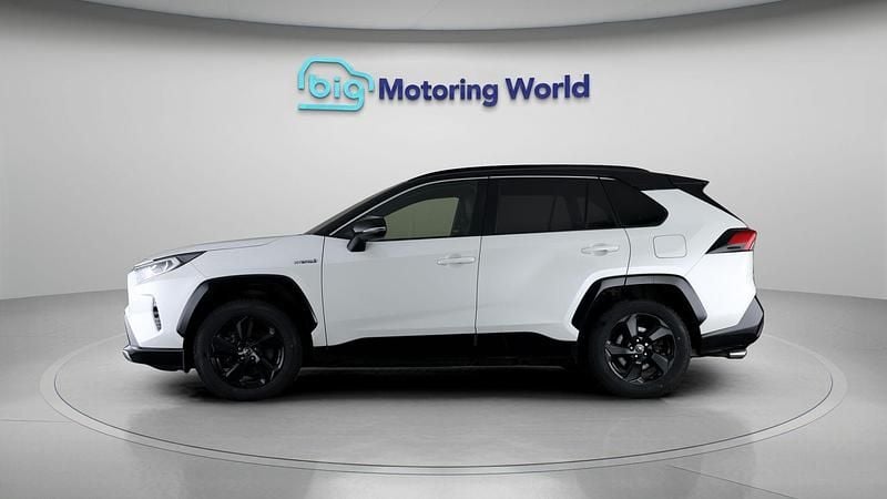 Used Toyota RAV4 Hybrid 215 HP (158 kW) 2019 SUV