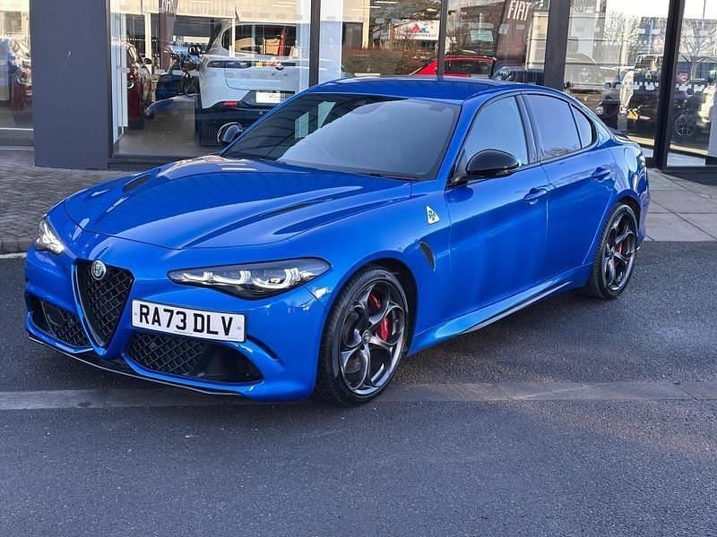 Used Alfa Romeo Giulia Quadrifoglio 520 HP (382 kW) 2023 Blue Sedan