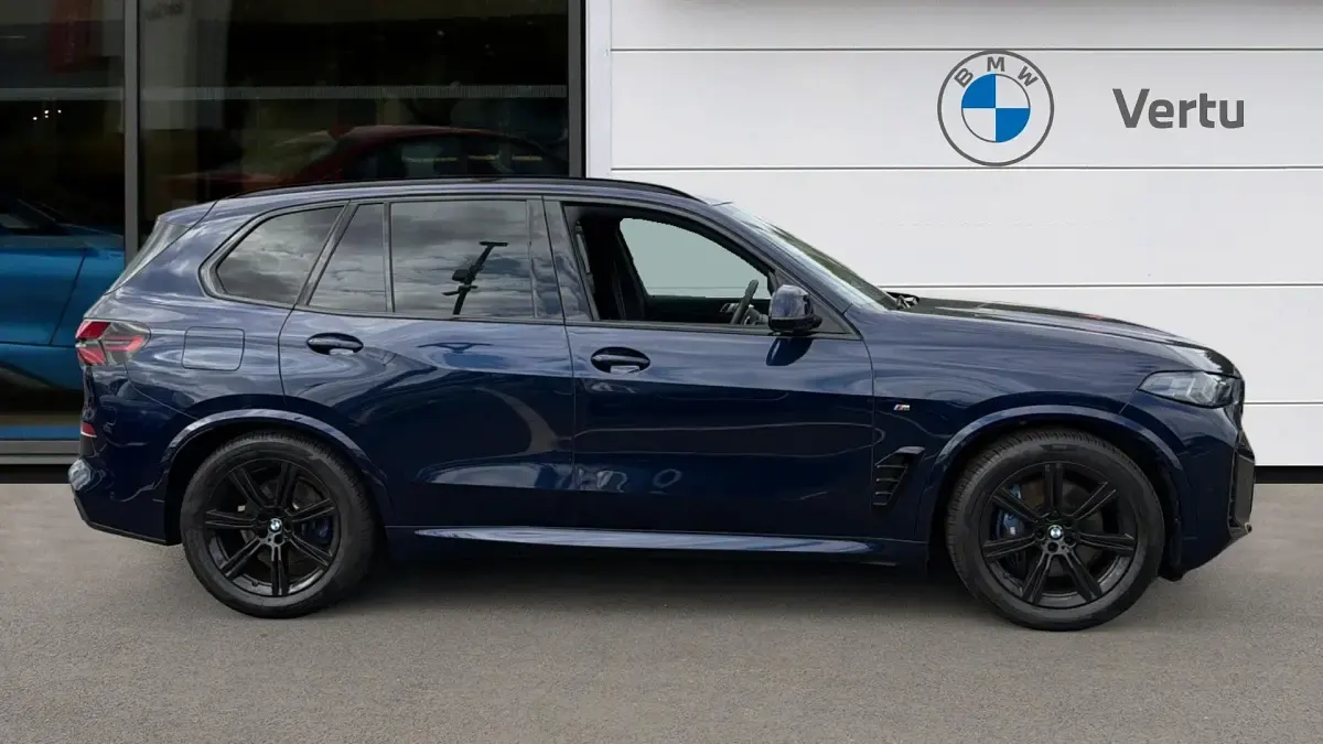 Used BMW X5 Impressive 298 HP (219 kW) 2024 Tanzanite blue SUV
