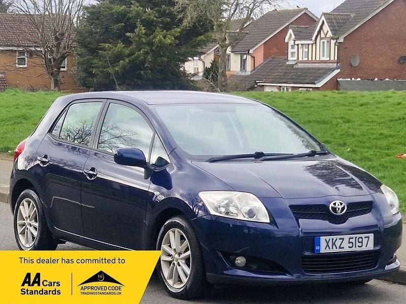 Used Toyota Auris 124 HP (91 kW) 2009 Blue Hatchback