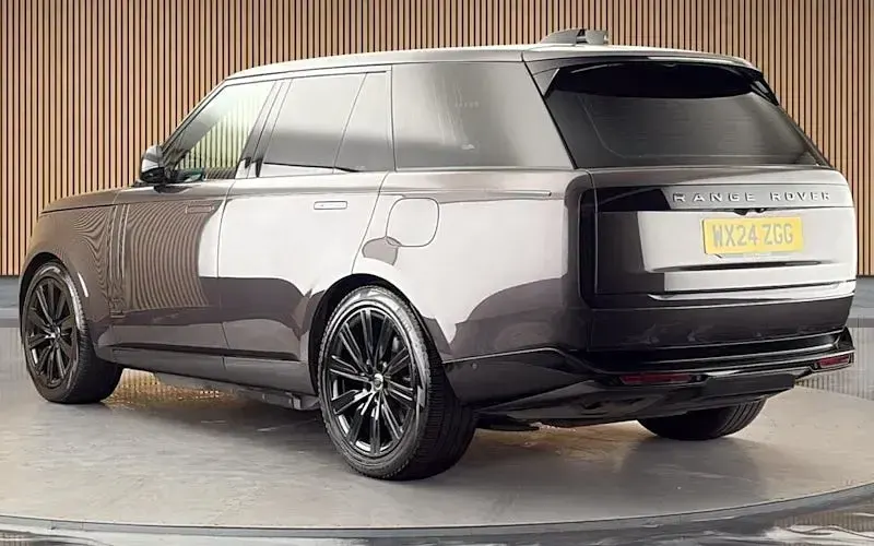 Used Land Rover Range Rover Autobiography 551 HP (405 kW) 2026 SUV