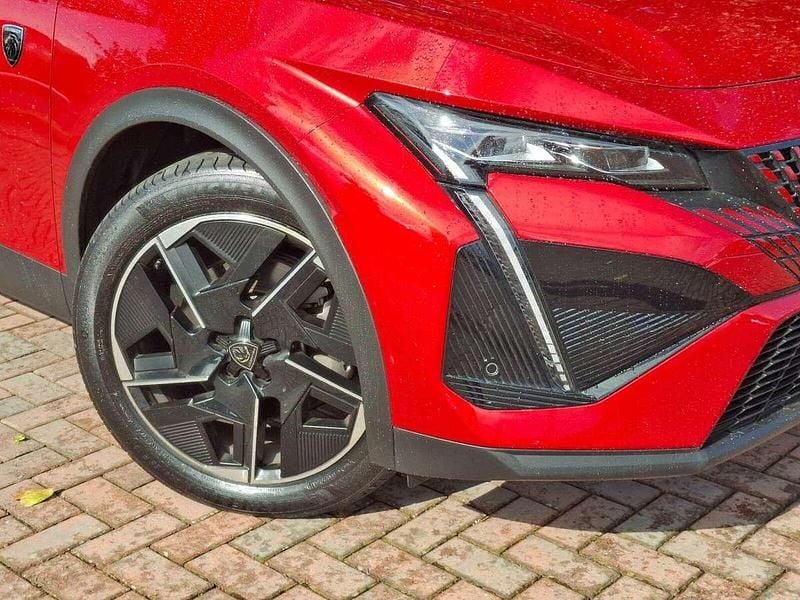Used Peugeot 408 GTi 222 HP (163 kW) 2024 Red Sedan