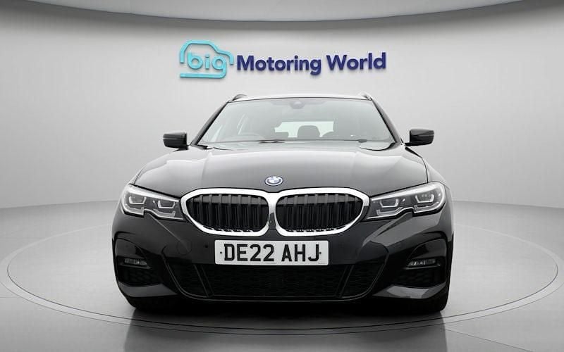 Used BMW 330e M Sport 292 HP (214 kW) 2022 Black Estate