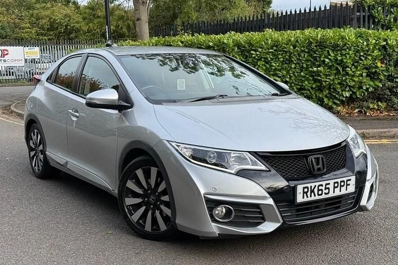 Silver Used 2015 Honda Civic SE Plus Hatchback | £6,595 (Fair price) - Image 1/1