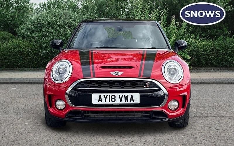 Used Mini Cooper Clubman 192 HP (141 kW) 2018 Red Estate