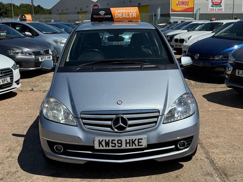 Used Mercedes A160 Elegance 2010 Blue Hatchback