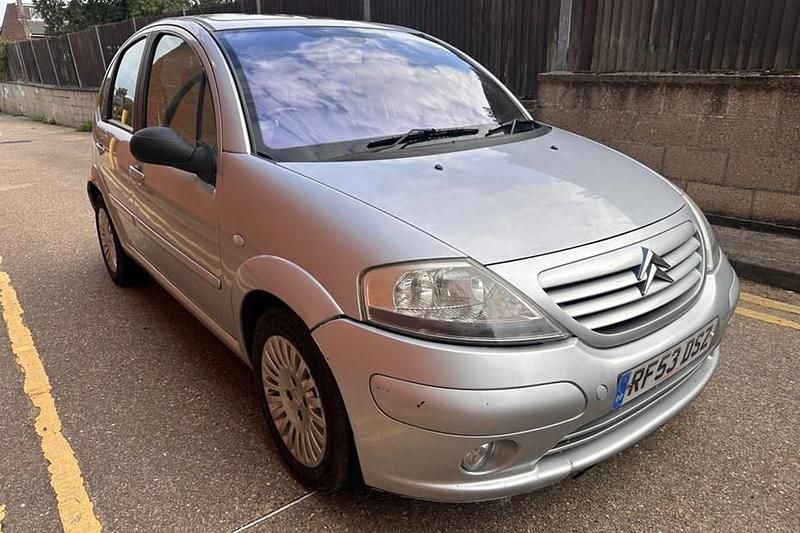 Silver Used 2003 Citroën C3 Exclusive Hatchback | £1,250 (Super price) - Image 1/1