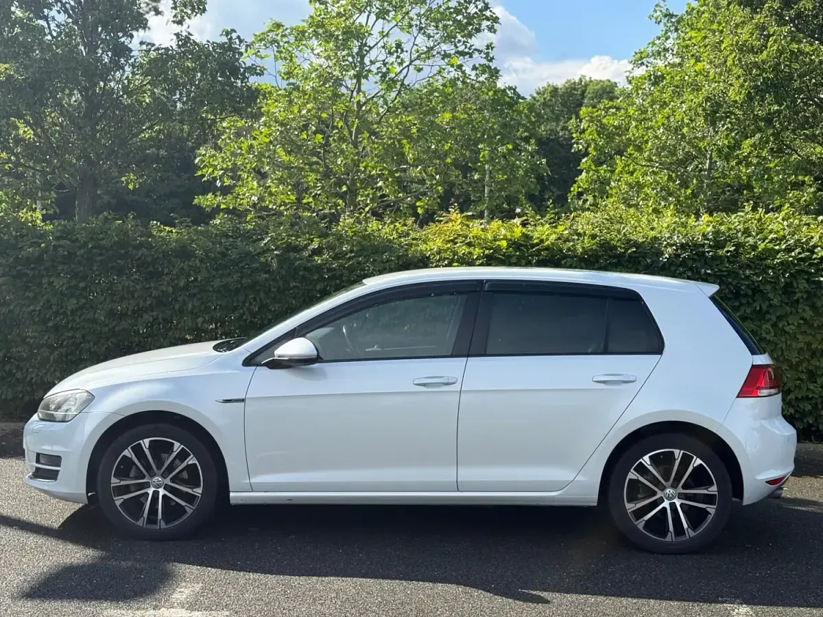 Used VW Golf VIII 2026 White Hatchback