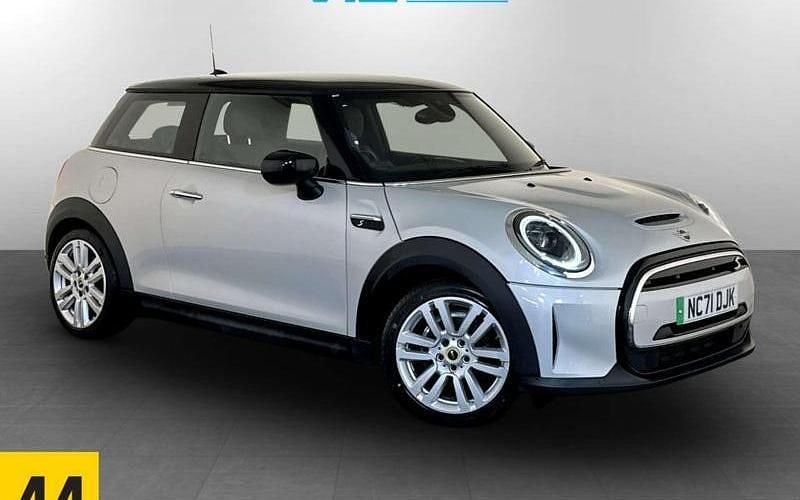Used Mini Cooper Level 2 135 kW (184 HP) 2023 Hatchback