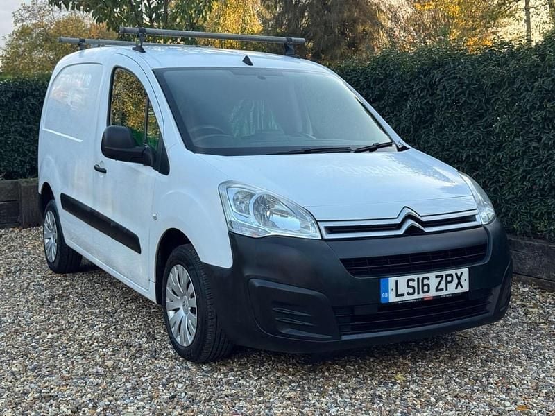 White Used 2016 Citroën Berlingo | £4,895 (Fair price) - Image 1/4