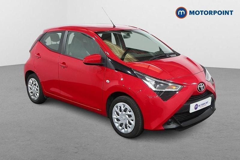 Red Used 2019 Toyota Aygo X-play Hatchback | £8,449 (Fair price) - Image 1/4