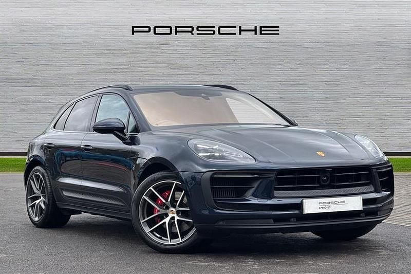 Used Porsche Macan S 380 HP (279 kW) 2023 Night blue SUV