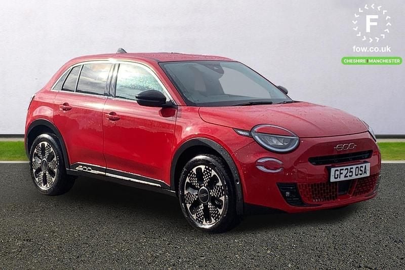 Used Fiat 600 La Prima 136 HP (100 kW) 2025 Red SUV
