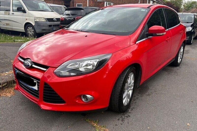 Red Used 2014 Ford Focus Titanium Hatchback | £3,795 (Good price) - Image 1/1