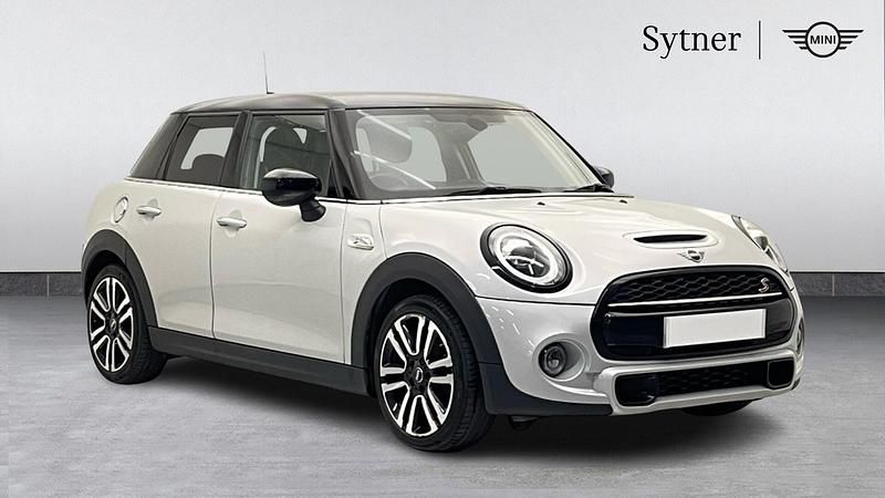 Silver Used 2019 Mini Cooper S Exclusive Hatchback | £17,750 (Fair price) - Image 1/4