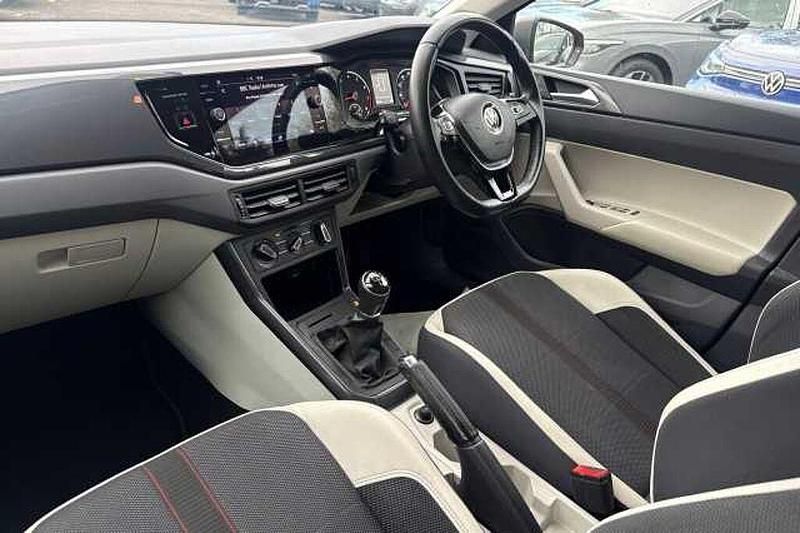 Used VW Polo 80 HP (58 kW) 2021 Hatchback