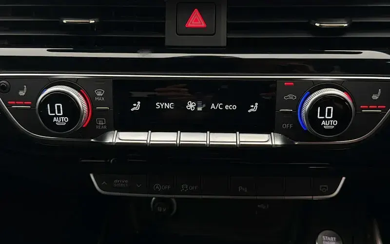 Used Audi A4 Black Edition 150 HP (110 kW) 2021 White Estate