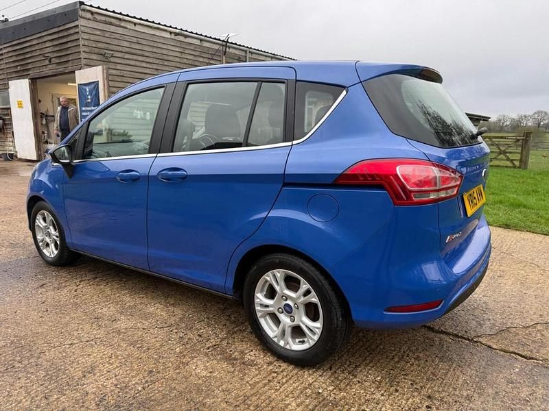 Used Ford B-MAX Zetec 2015 Blue MPV