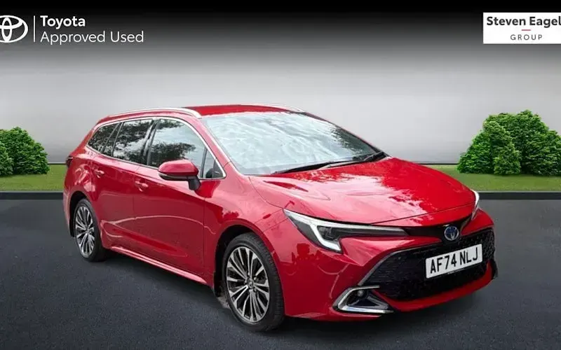 Used Toyota Corolla Design 140 HP (102 kW) 2026 Estate