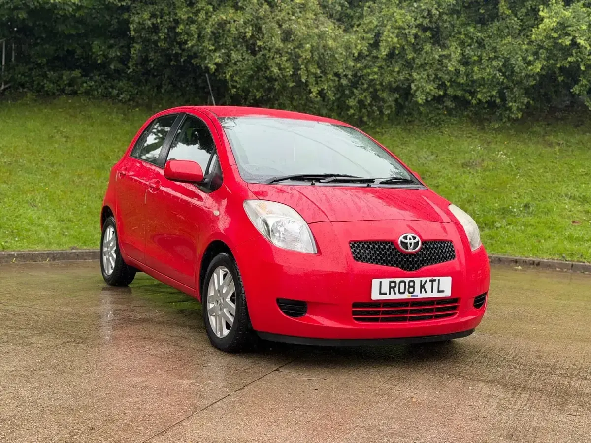 Used Toyota Yaris 2008 Red Hatchback