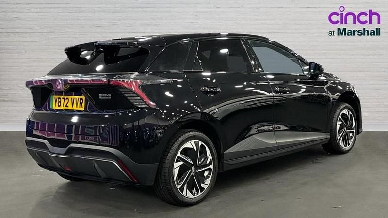 Used MG MG4 EV Trophy 150 kW (204 HP) 2022 Black Hatchback