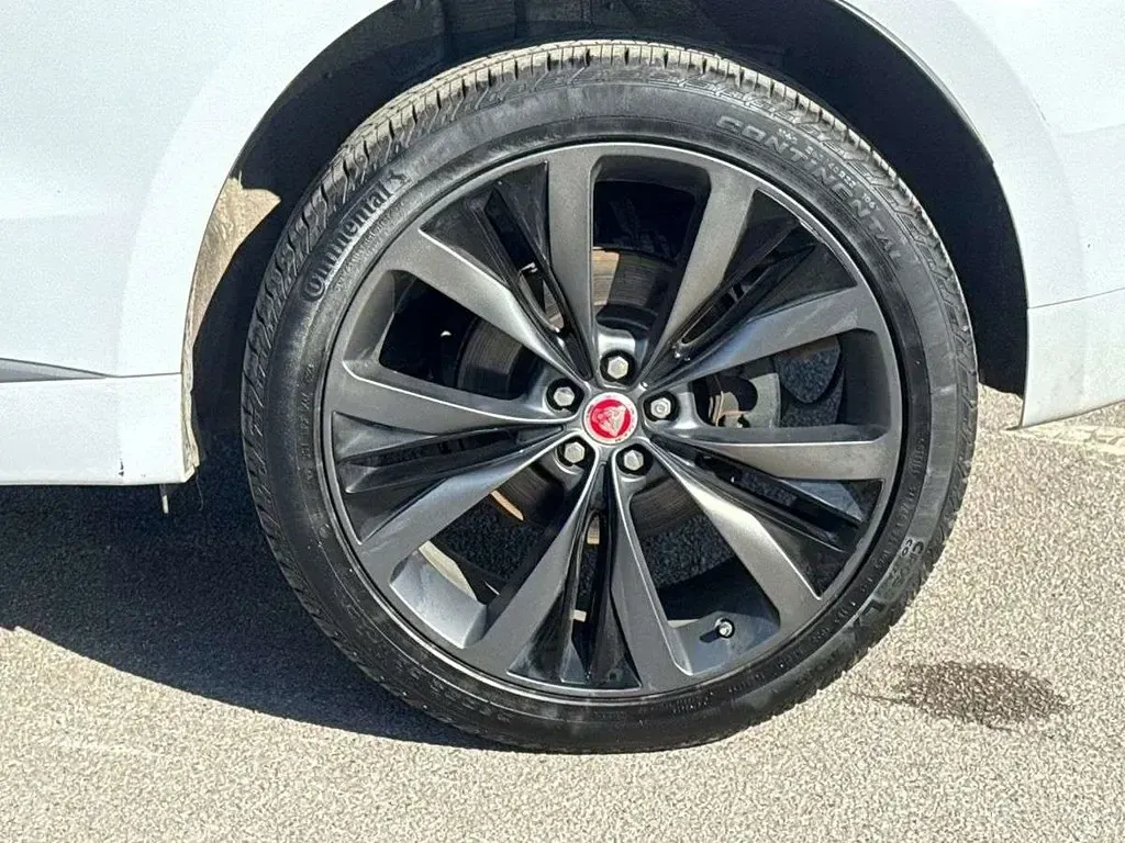 Usado Jaguar F-Pace 300 HP (220 kW) 2019 Branco SUV