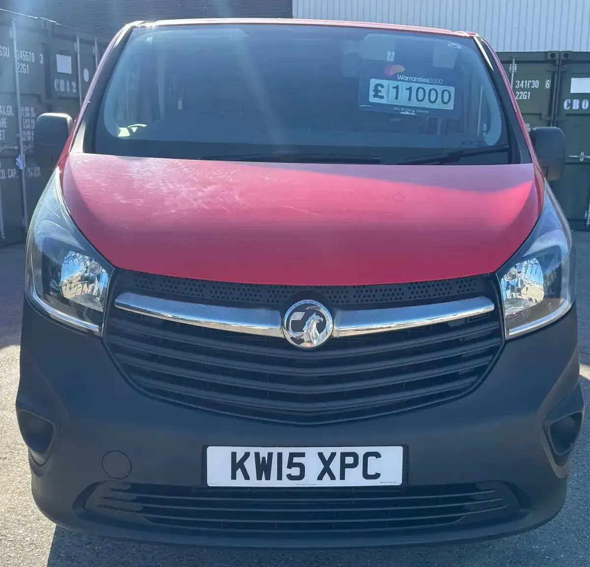 Second-hand Vauxhall Vivaro 115 CP (84 kW) 2015 Roșu