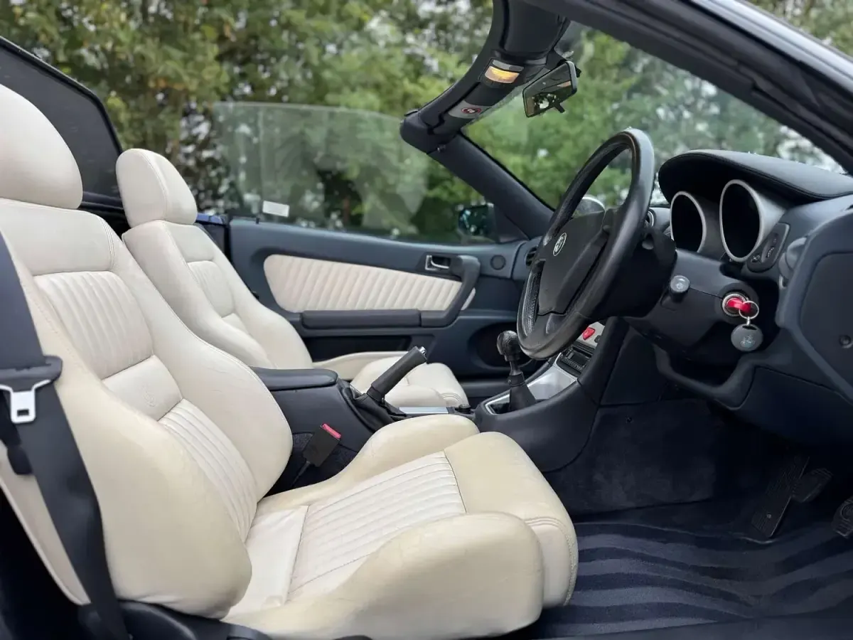 Used Alfa Romeo Spider 218 HP (160 kW) 2001 Blue Cabriolet