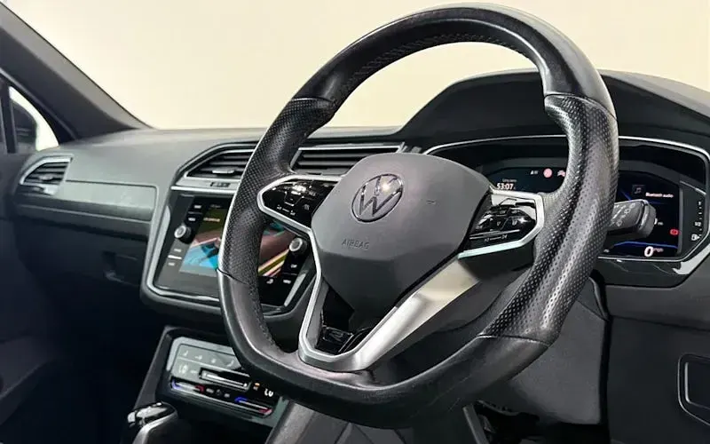 Used VW Tiguan R-line 150 HP (110 kW) 2023 SUV