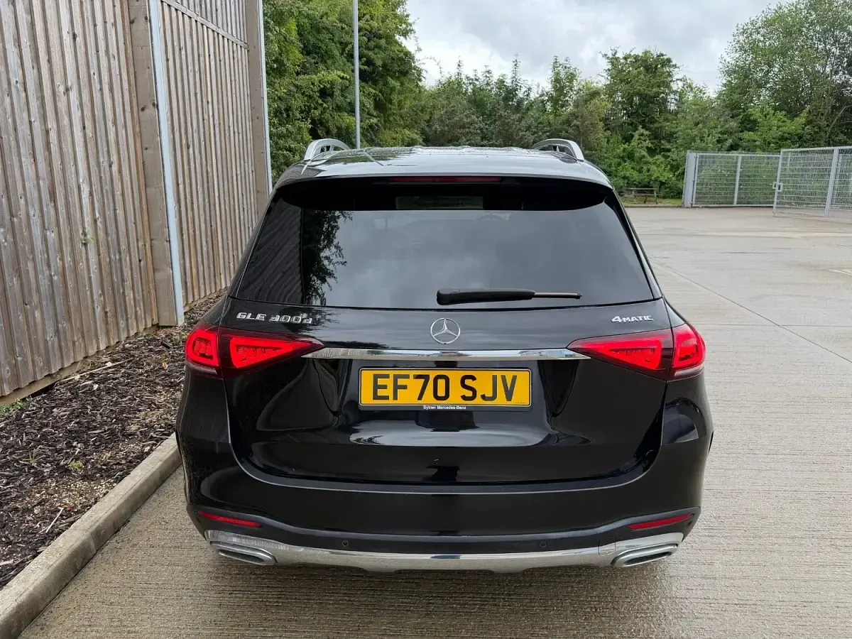 Used Mercedes GLE300 AMG line 2021 Black SUV