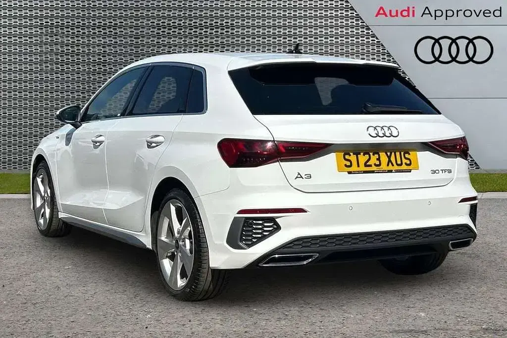Used Audi A3 S-Line 108 HP (79 kW) 2023 White Sedan