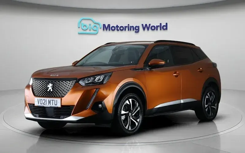 Used Peugeot 2008 Allure Premium 131 HP (96 kW) 2021 Orange SUV