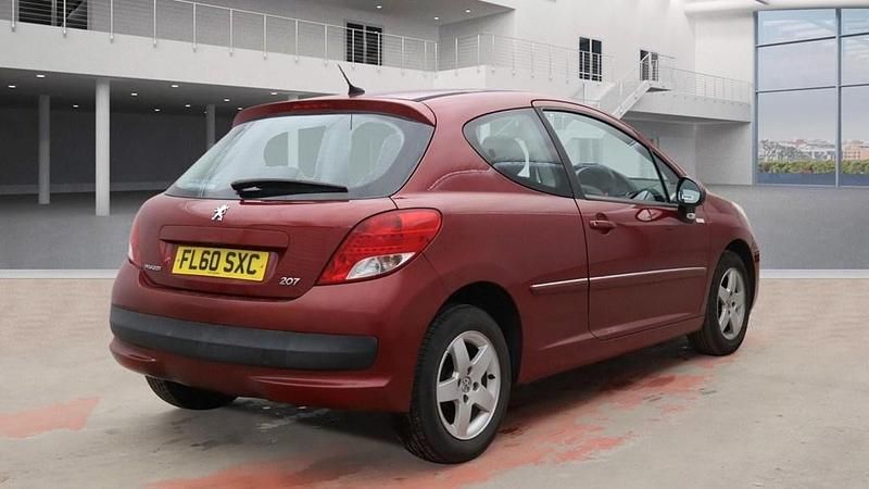 Used Peugeot 207 2010 Red Hatchback