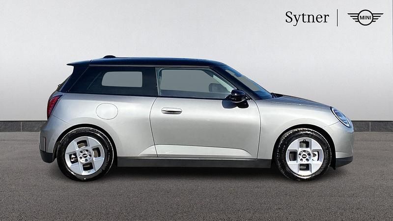 New Mini Cooper Hatch 133 kW (181 HP) 2025 Silver Hatchback