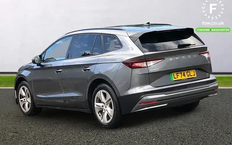 Used Skoda Enyaq iV Loft 125 kW (170 HP) 2024 Grey SUV