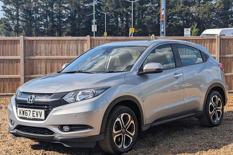 Silver Used 2017 Honda HR-V SE SUV | £9,600 (Fair price) - Image 1/1