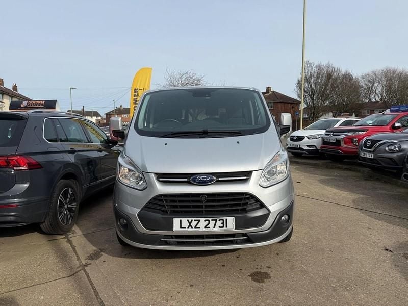 Used Ford Tourneo Titanium 130 HP (95 kW) 2017 Silver MPV