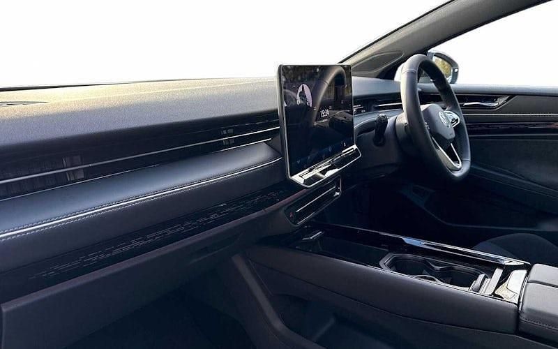 Used VW ID.7 Pro 210 kW (286 HP) 2025 White Estate