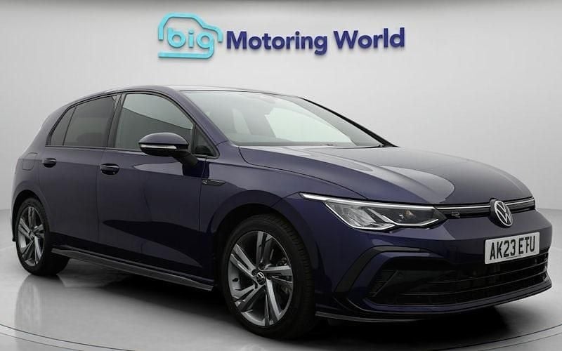 Used VW Golf VIII R-line 150 HP (110 kW) 2023 Blue Hatchback