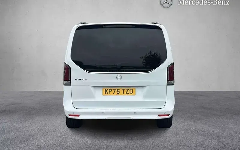 Used Mercedes V300 Exclusive 237 HP (174 kW) 2025 White MPV