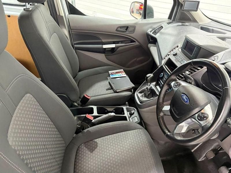 Second-hand Ford Transit Connect Trend 100 CP (73 kW) 2020 Alb Monovolum