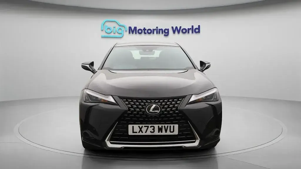 Used Lexus UX 250h 184 HP (135 kW) 2023 Black SUV