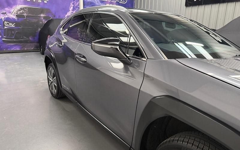 Used Lexus UX 150 kW (204 HP) 2022 SUV