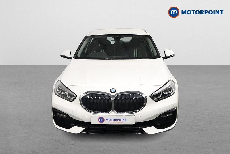 Used BMW 118 Sport Line 2023 White Hatchback