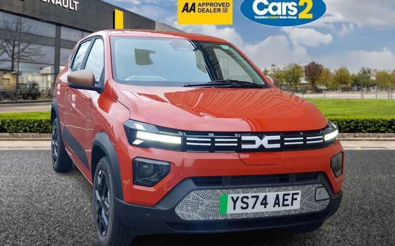 Red New 2024 Dacia Spring Extreme Hatchback | £13,895 (Fair price) - Image 1/4