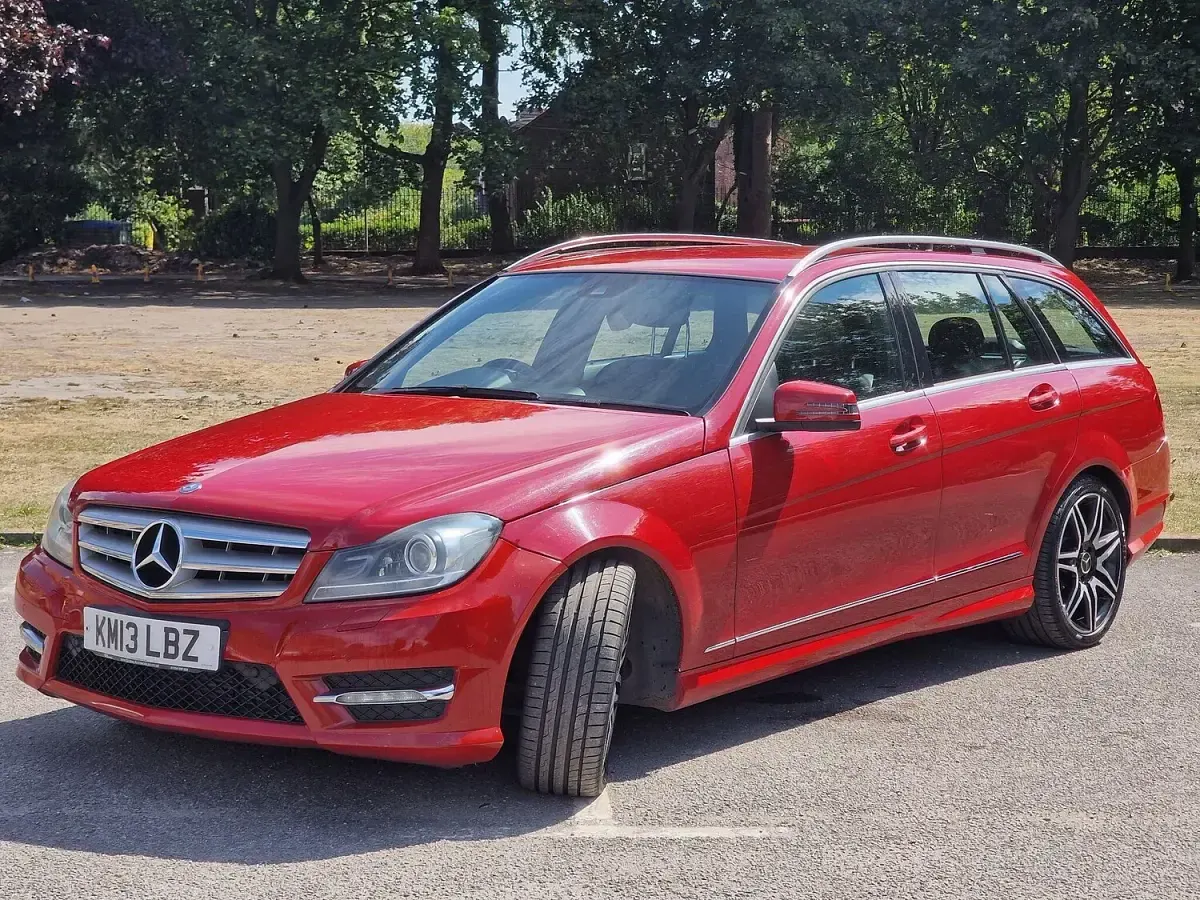 Used Mercedes C220 AMG 2013 Red Estate