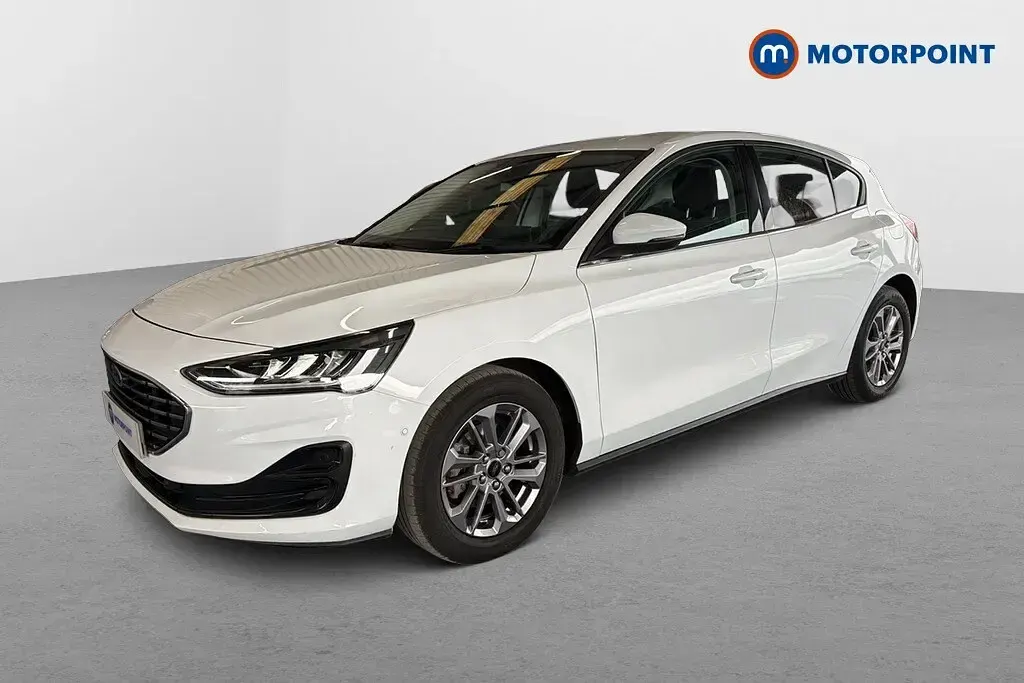 Used Ford Focus Titanium 125 HP (91 kW) 2023 White Hatchback