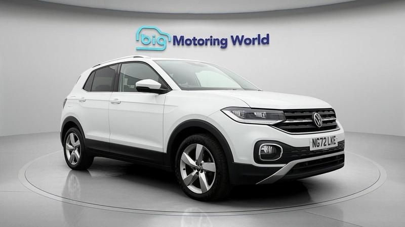 Used VW T-Cross SEL 110 HP (80 kW) 2022 White SUV