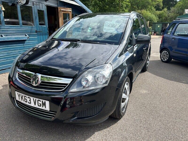 Black Used 2013 Vauxhall Zafira MPV | £2,995 (A bit pricey) - Image 1/4