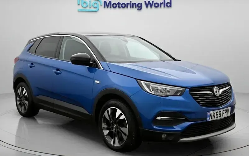 Used Vauxhall Grandland X SRi 131 HP (96 kW) 2020 SUV